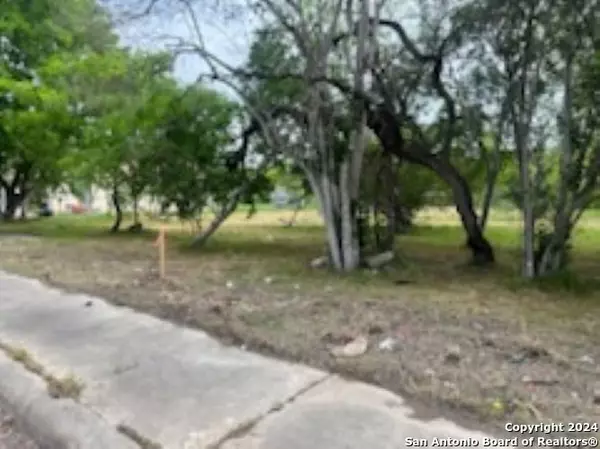 San Antonio, TX 78222,5318 NATHO ST