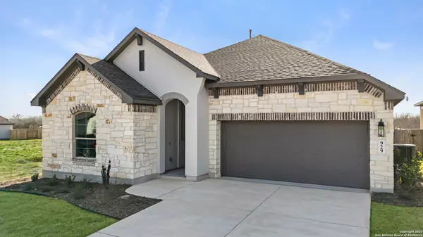 Seguin, TX 78155,929 NOLTE BEND