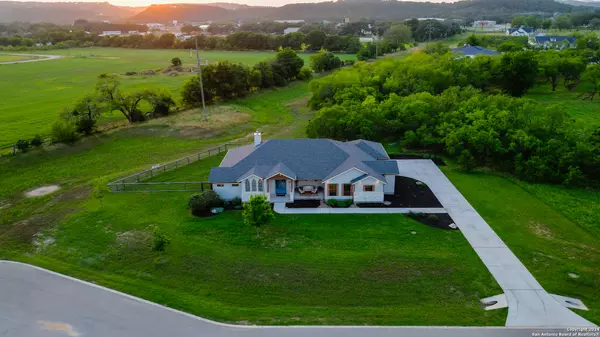 New Braunfels, TX 78132-2181,910 BINGHAM LN