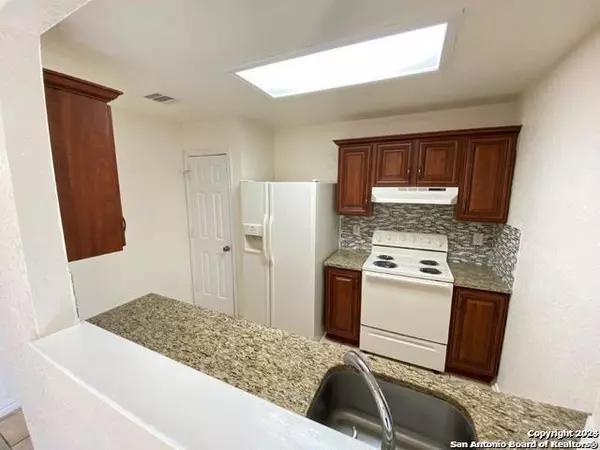 San Antonio, TX 78254-1794,11128 BUSHWACK PASS