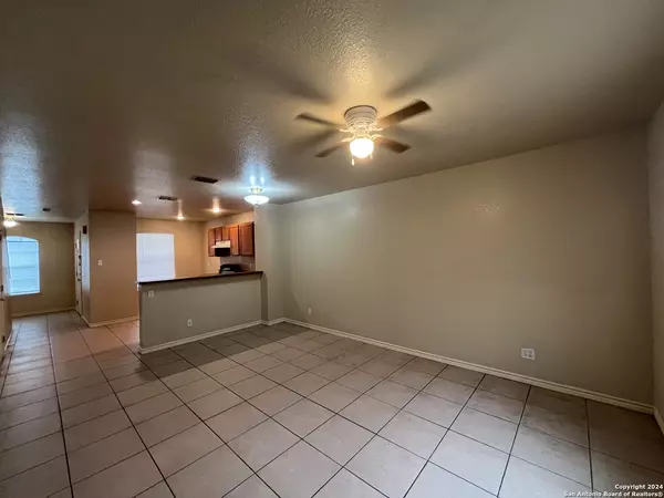 Kirby, TX 78219,4606-4608 Swann Ln