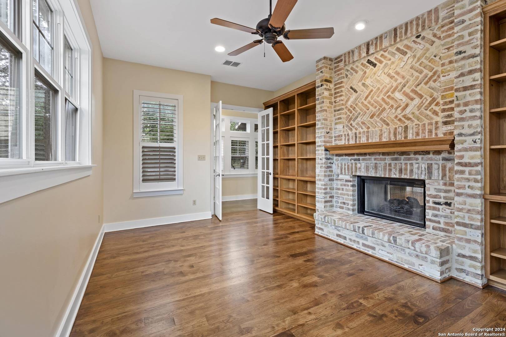 Boerne, TX 78006-5896,606 RIO CORDILLERA