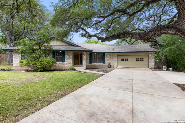 831 Firefly Drive, San Antonio, TX 78216