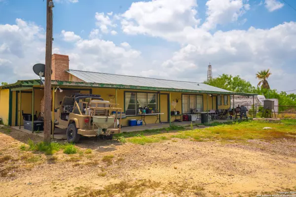 El Indio, TX 78860,27567 FM 1021