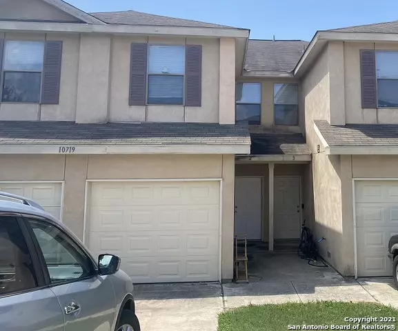 10719 Mathom Landing UNIT 2, Universal City, TX 78148