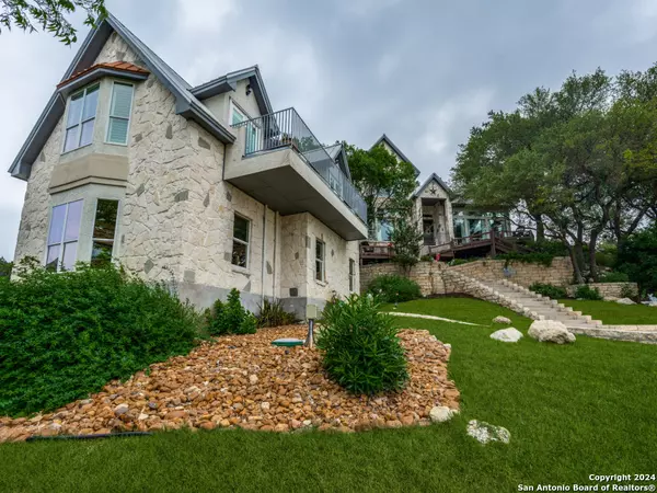 Spring Branch, TX 78070-5240,522 MYSTIC SHORES BLVD