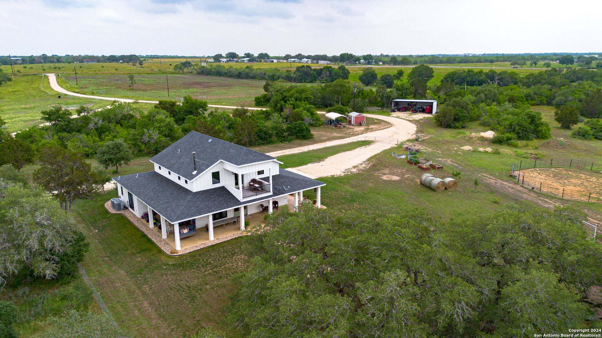 4188 FM 20, Seguin, TX 78155