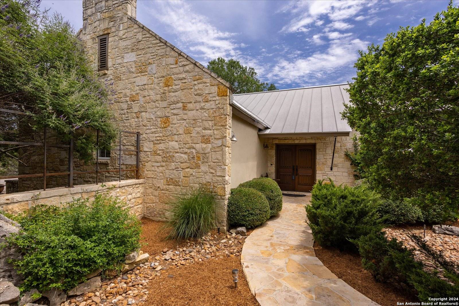 Boerne, TX 78006-5883,105 CANYON SPGS