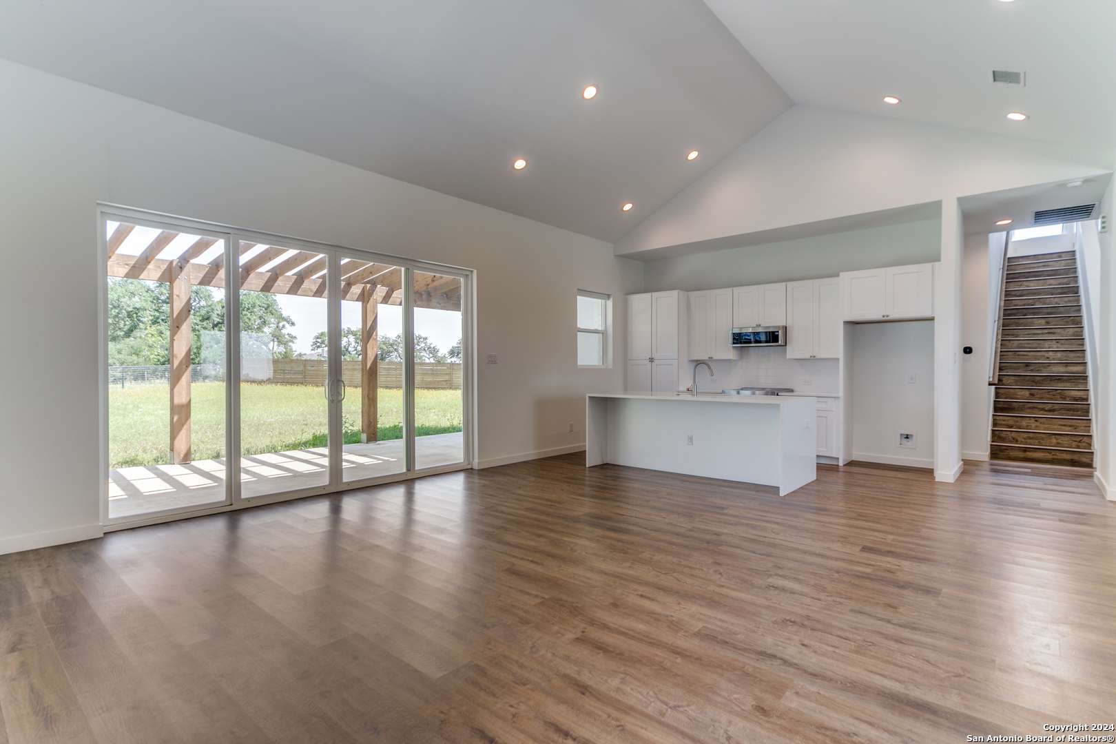 Blanco, TX 78606,107 Joseph Durst