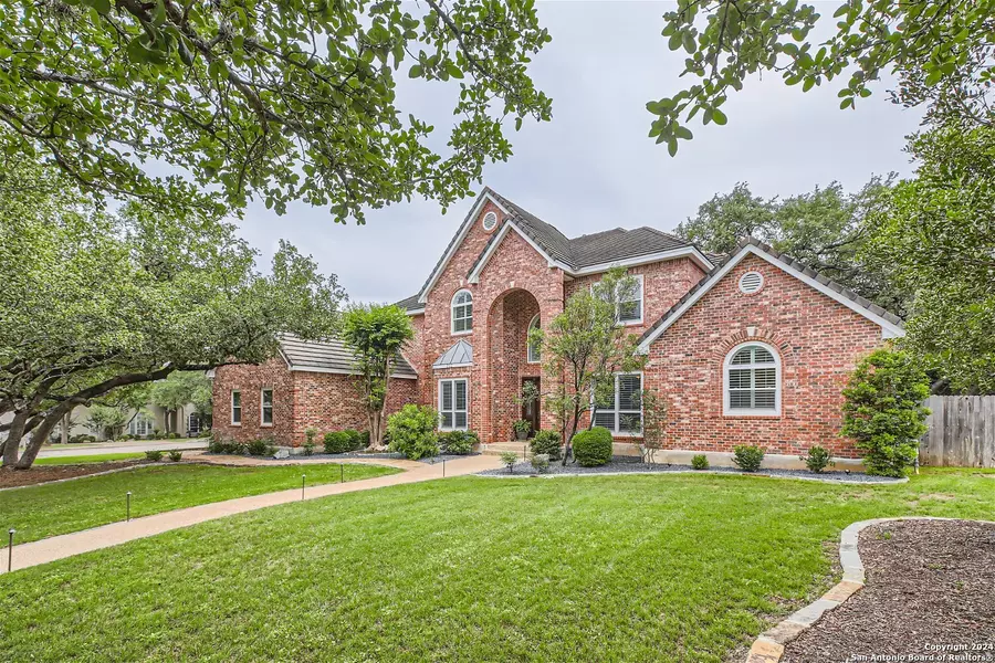 202 DURAND OAK, Shavano Park, TX 78230-5620