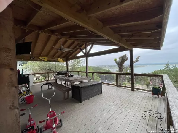 Canyon Lake, TX 78133-4046,1225 RIVIERA DR