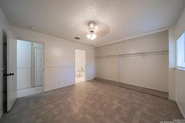 San Antonio, TX 78239-3344,7904 Broadwick UNIT 0