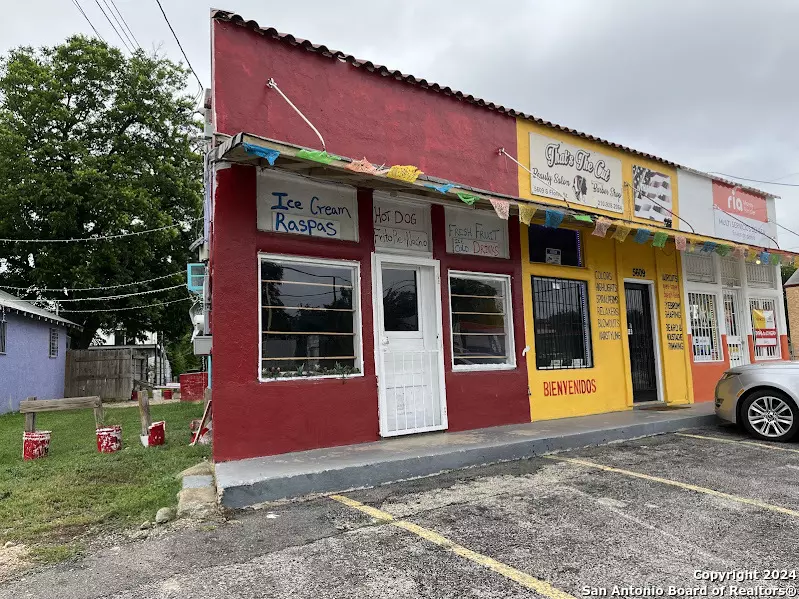 San Antonio, TX 78214-3501,5615 FLORES ST UNIT 5611