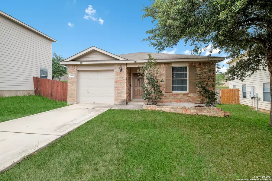 11011 INNER CYN, San Antonio, TX 78252-2784