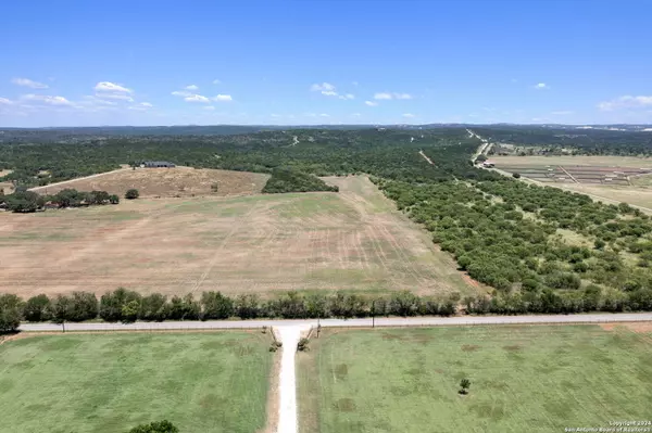 Rio Medina, TX 78066,10 ACRES TBD County Road 2615