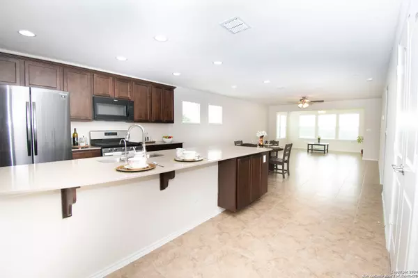 San Antonio, TX 78253,4507 Cropland Way