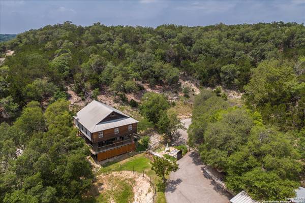 307B WHITWORTH RD, Boerne, TX 78006-8655