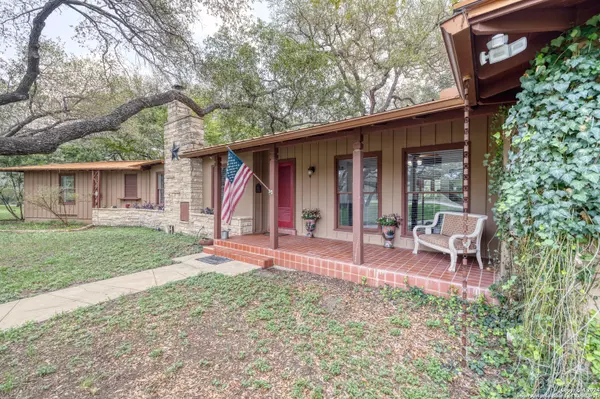 630 PUCCINI LN, Uvalde, TX 78801