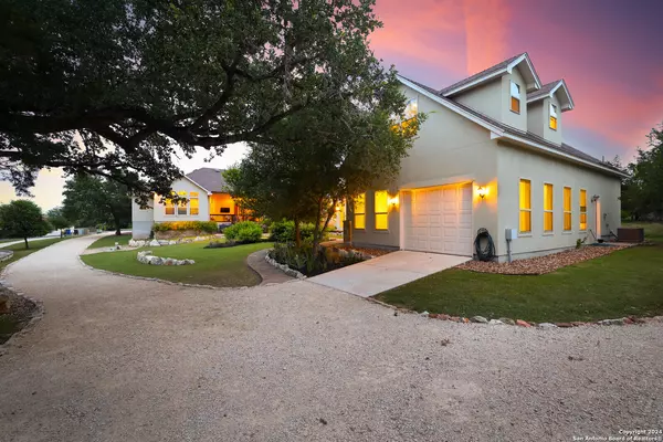 New Braunfels, TX 78132,829 oak bluff