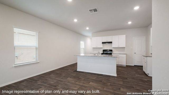 Von Ormy, TX 78073,4235 Tarragon Place