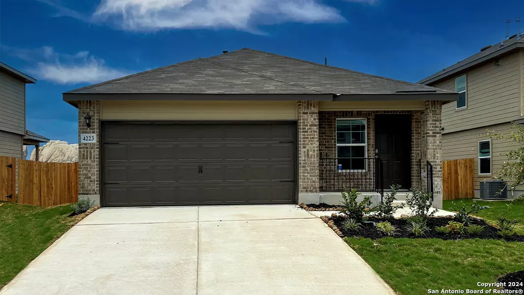 4223 Tarragon Place, Von Ormy, TX 78073