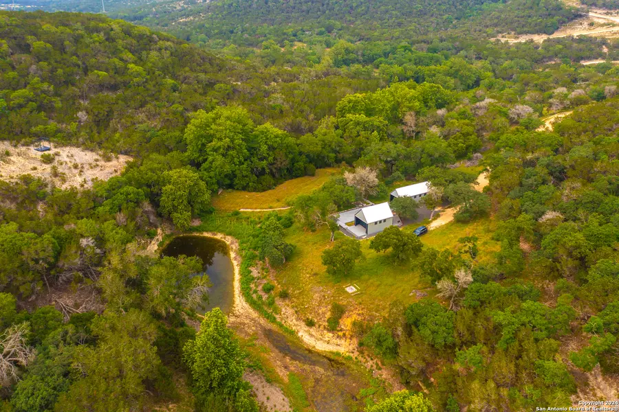 77 Bella Springs Rd, Boerne, TX 78006