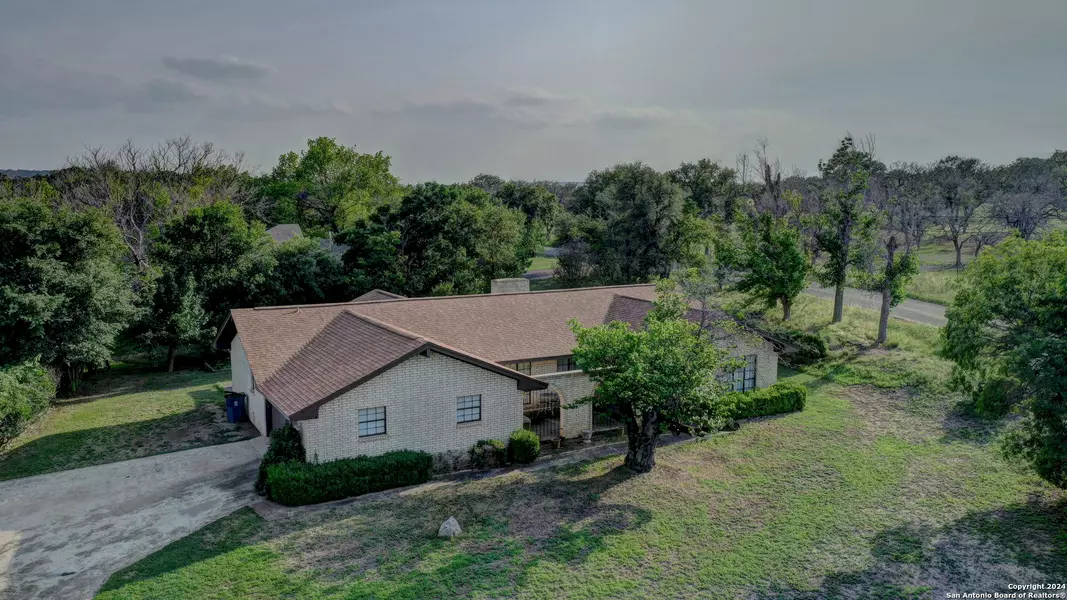 148 East Cedar Dr, Kerrville, TX 78028