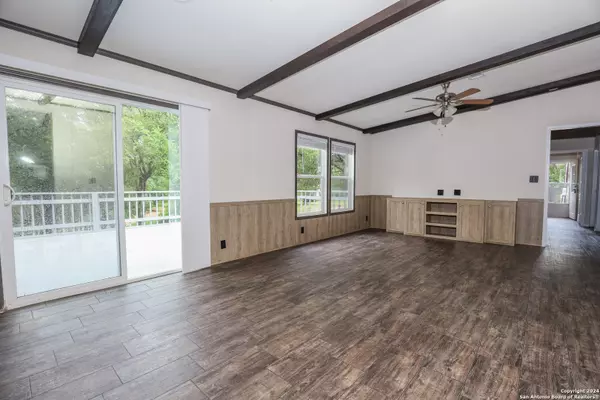 Burnet, TX 78611,209 Tejas Trail