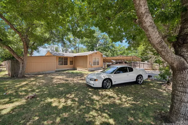 Seguin, TX 78155,801 4th St