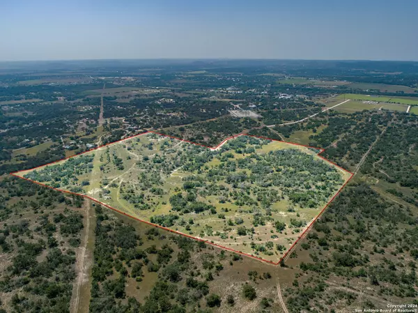 Center Point, TX 78010,180 Steel Creek Crest