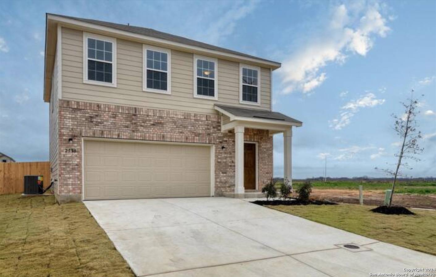 2553 WINDLE LN, Seguin, TX 78155-2992