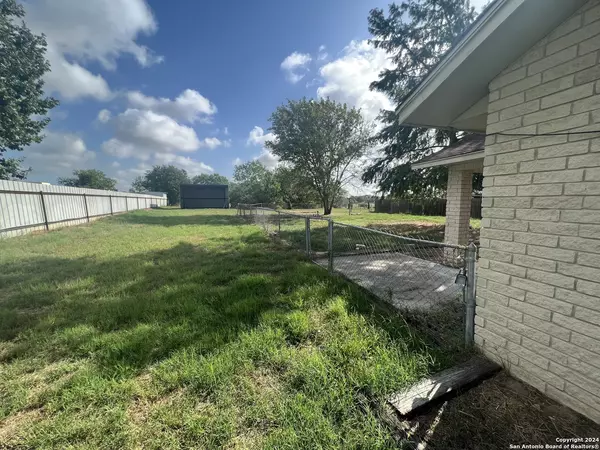 St Hedwig, TX 78152,12587 La Vernia Rd