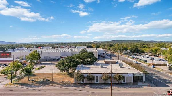 429 Jefferson St, Kerrville, TX 78028