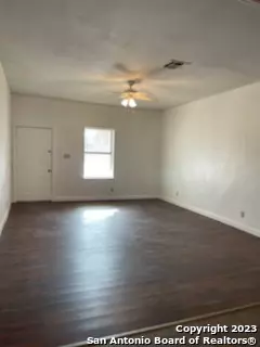 San Antonio, TX 78220,2979 martin luther king UNIT 3