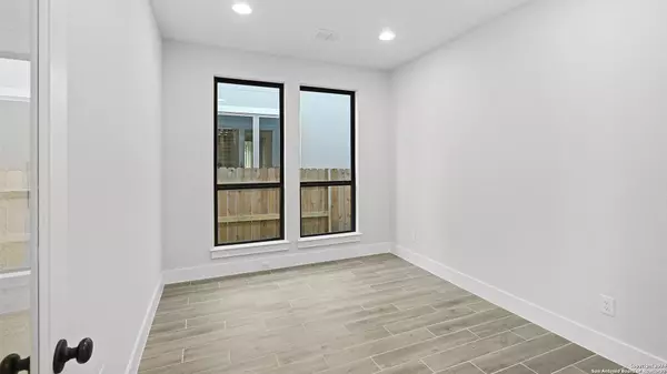 Kyle, TX 78640,675 Bay Breeze Drive