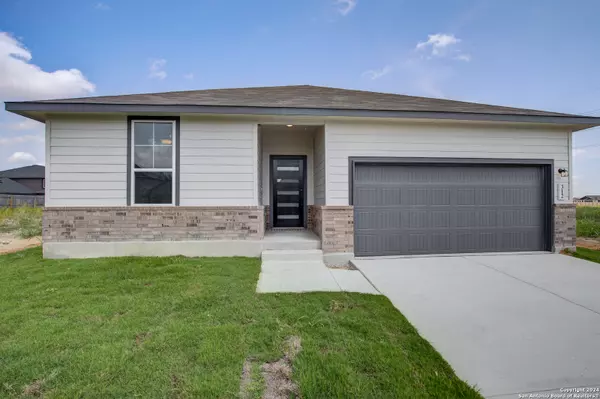 312 Jean Street, Seguin, TX 78155