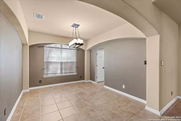 Cibolo, TX 78108-3338,121 MONTESA CT