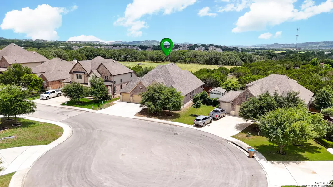 8218 HYACINTH TRCE, Boerne, TX 78015-4494