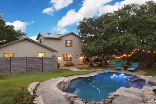 Boerne, TX 78015-4801,28207 STEEPLECHASE LN