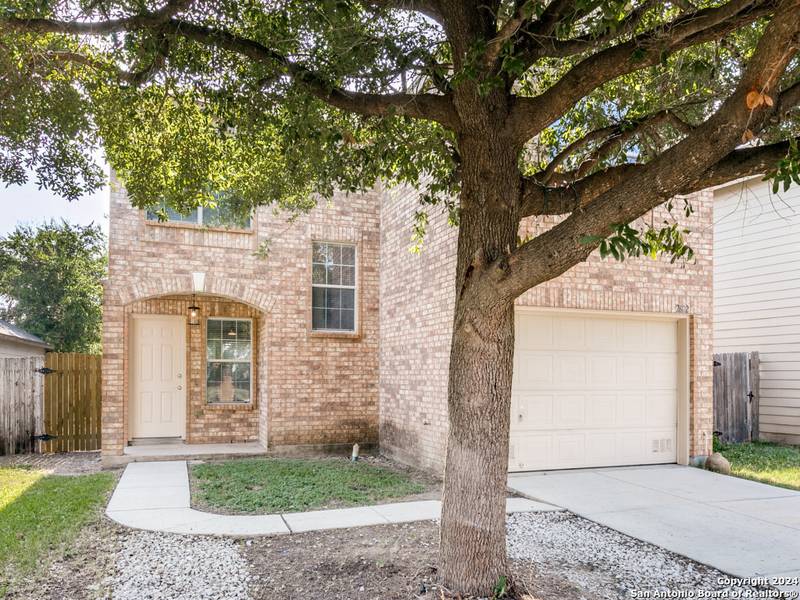 2602 SUNVIEW LK, San Antonio, TX 78245-3804