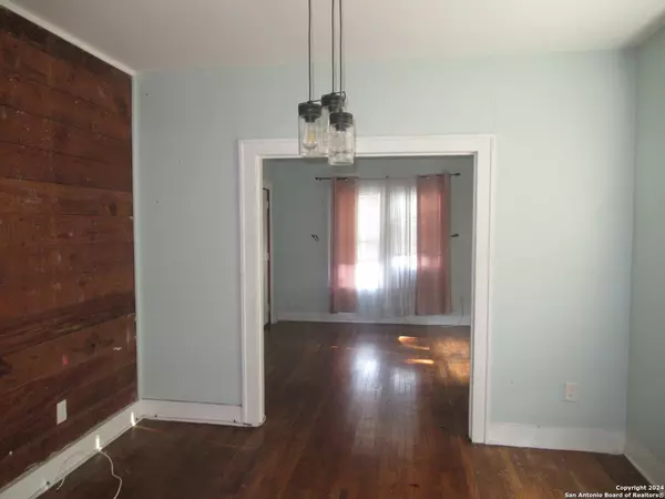 San Antonio, TX 78202-1504,1719 HAYS ST