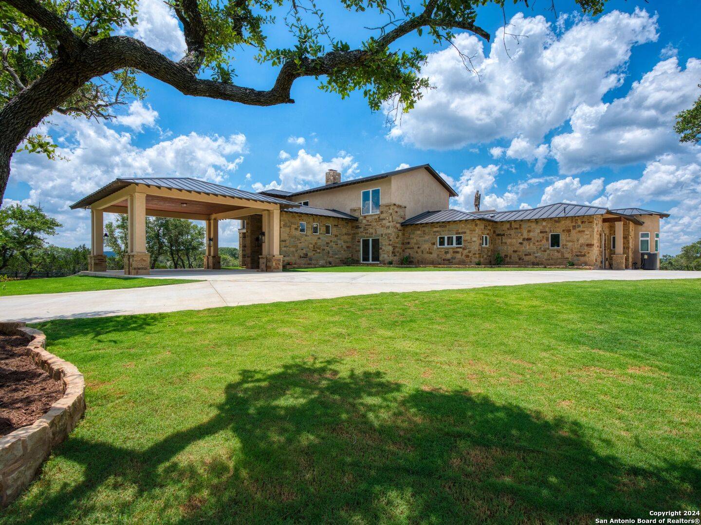 Helotes, TX 78023,298 TABLE ROCK