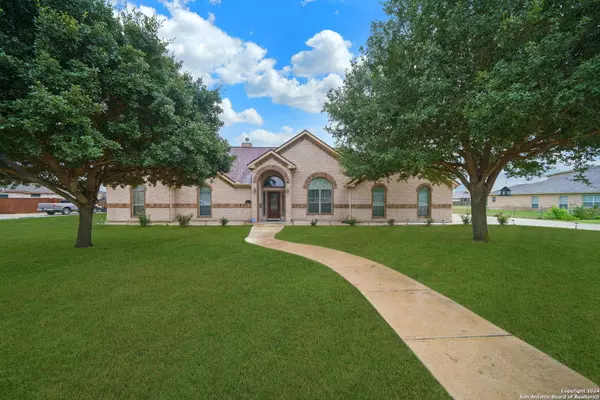 8310 QUAIL COVEY LN,  San Antonio,  TX 78263-2207