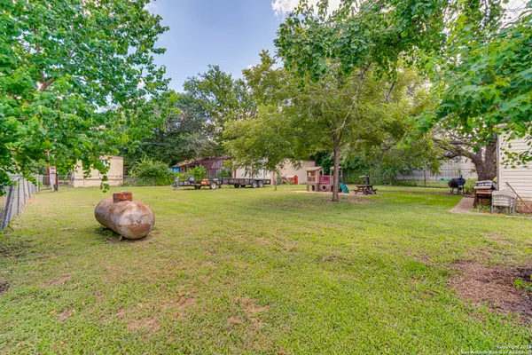 Boerne, TX 78006-4801,29016 BLUEBERRY DR