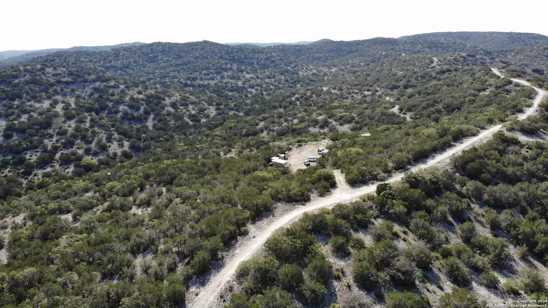 1023 SD 63010, Rocksprings, TX 78880