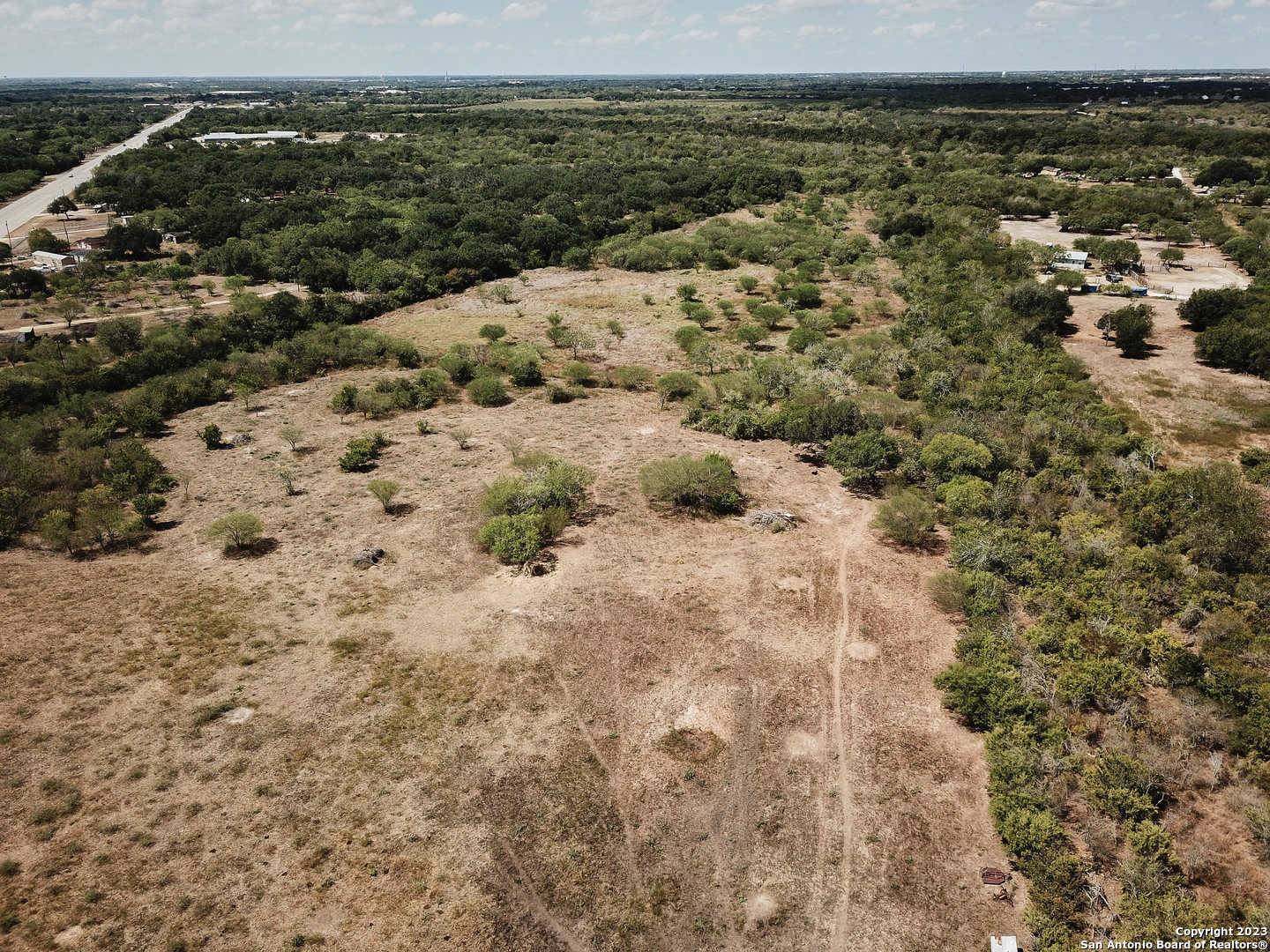 Beeville, TX 78102,000 E Hwy 59 N Side