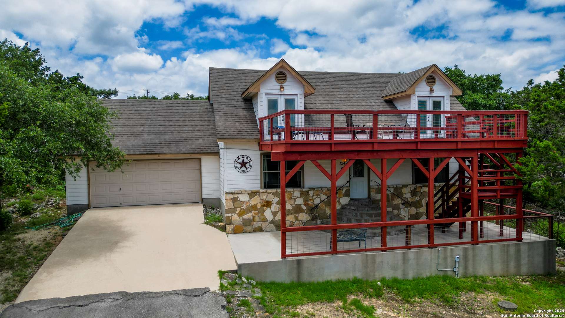 1249 Springwater,  Canyon Lake,  TX 78133