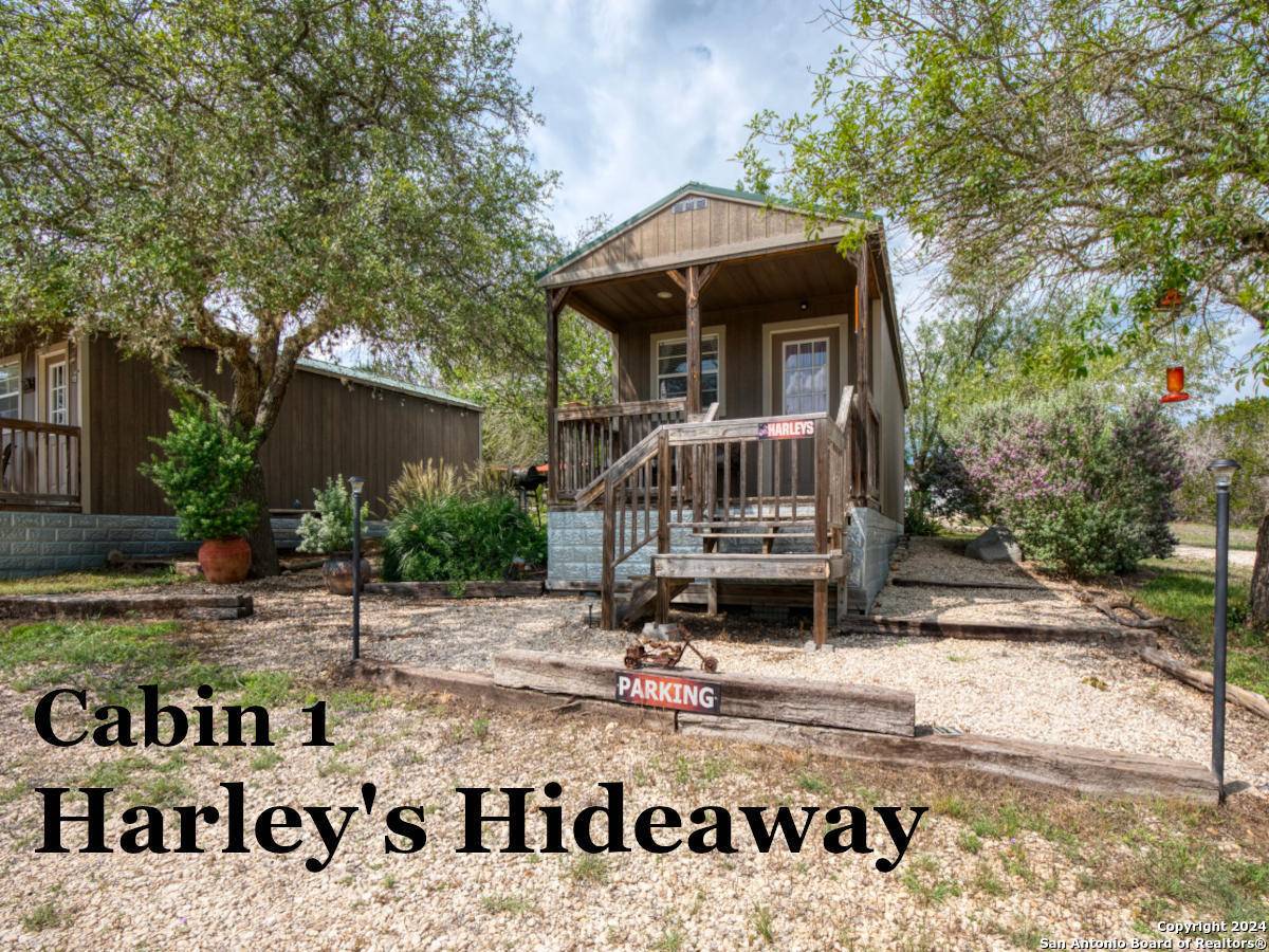 Bandera, TX 78003,260 Misty Ln