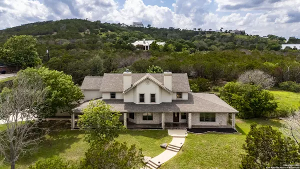 737 Saddlewood Blvd, Kerrville, TX 78028