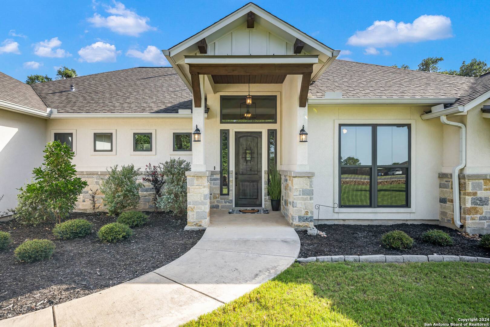 688 Cambridge, New Braunfels, TX 78130